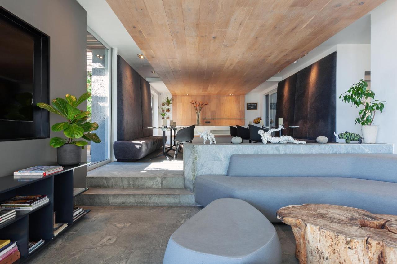 Pod Camps Bay By The Oyster Collection Hotel Cape Town Exterior photo