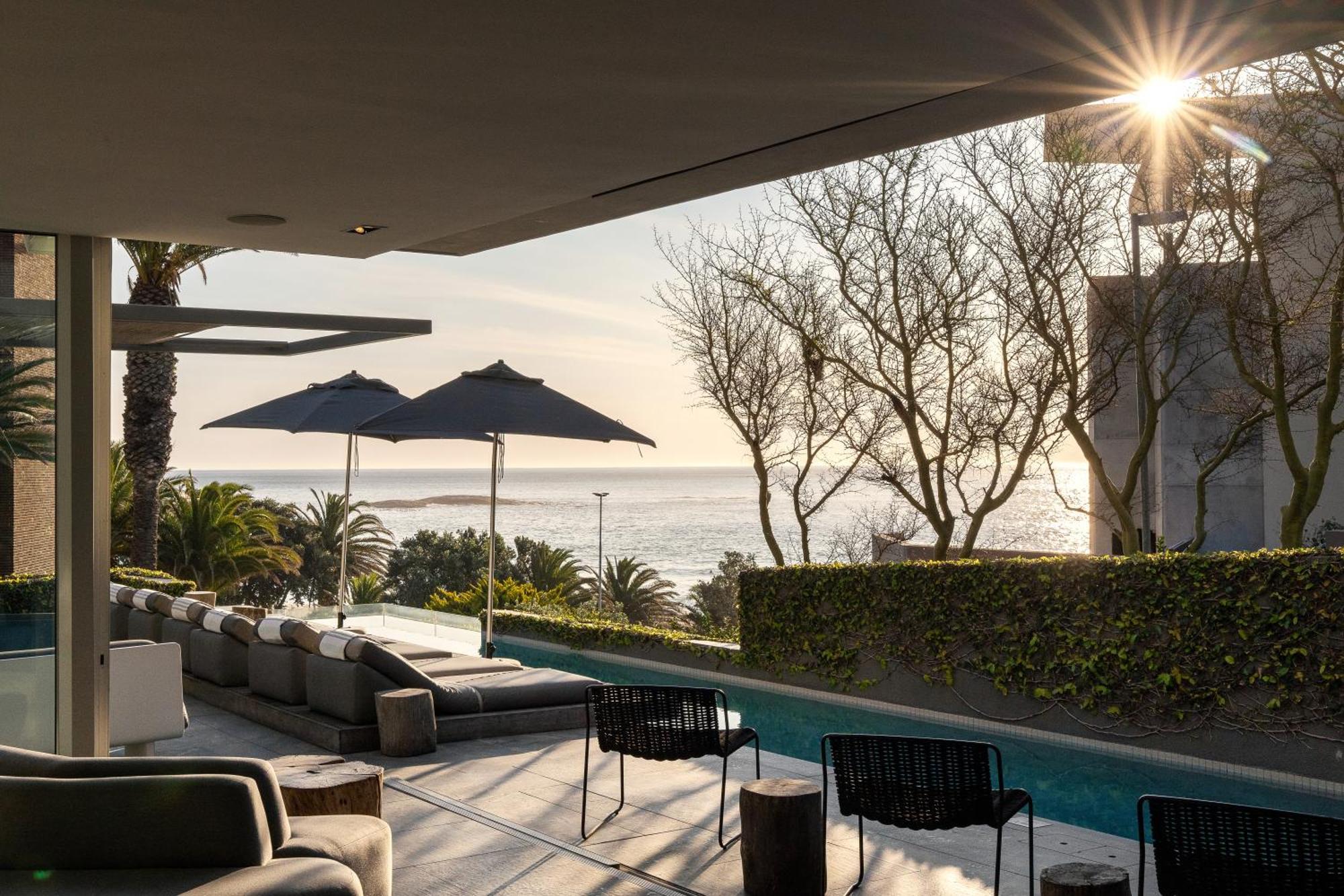 Pod Camps Bay By The Oyster Collection Hotel Cape Town Exterior photo