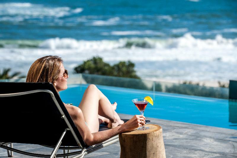 Pod Camps Bay By The Oyster Collection Hotel Cape Town Exterior photo